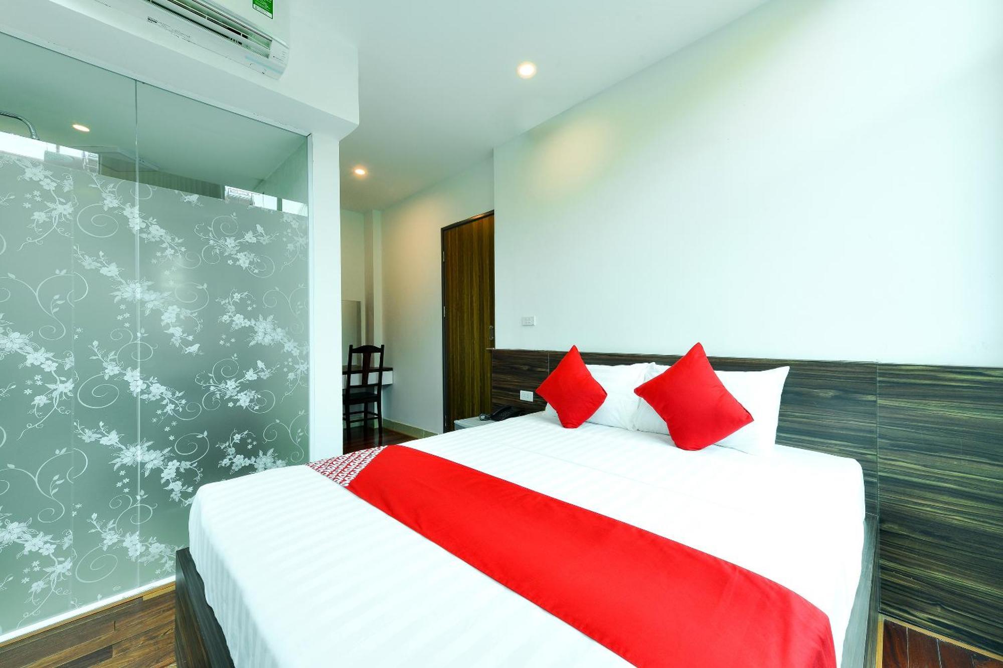 Oyo 317 Kim Cuong Hotel 2 Hanoi Exterior foto