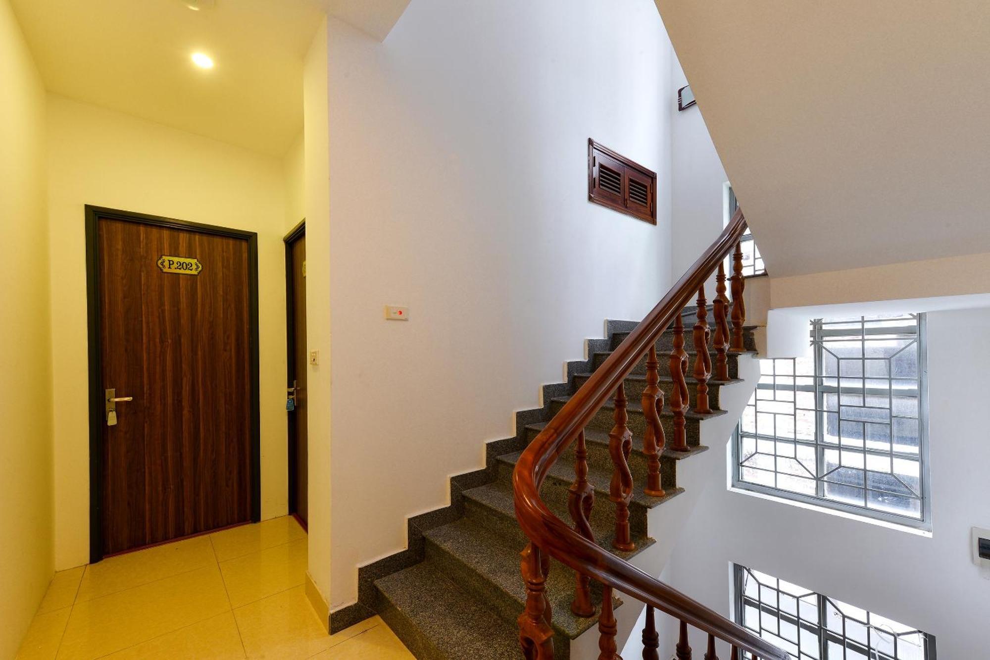 Oyo 317 Kim Cuong Hotel 2 Hanoi Exterior foto